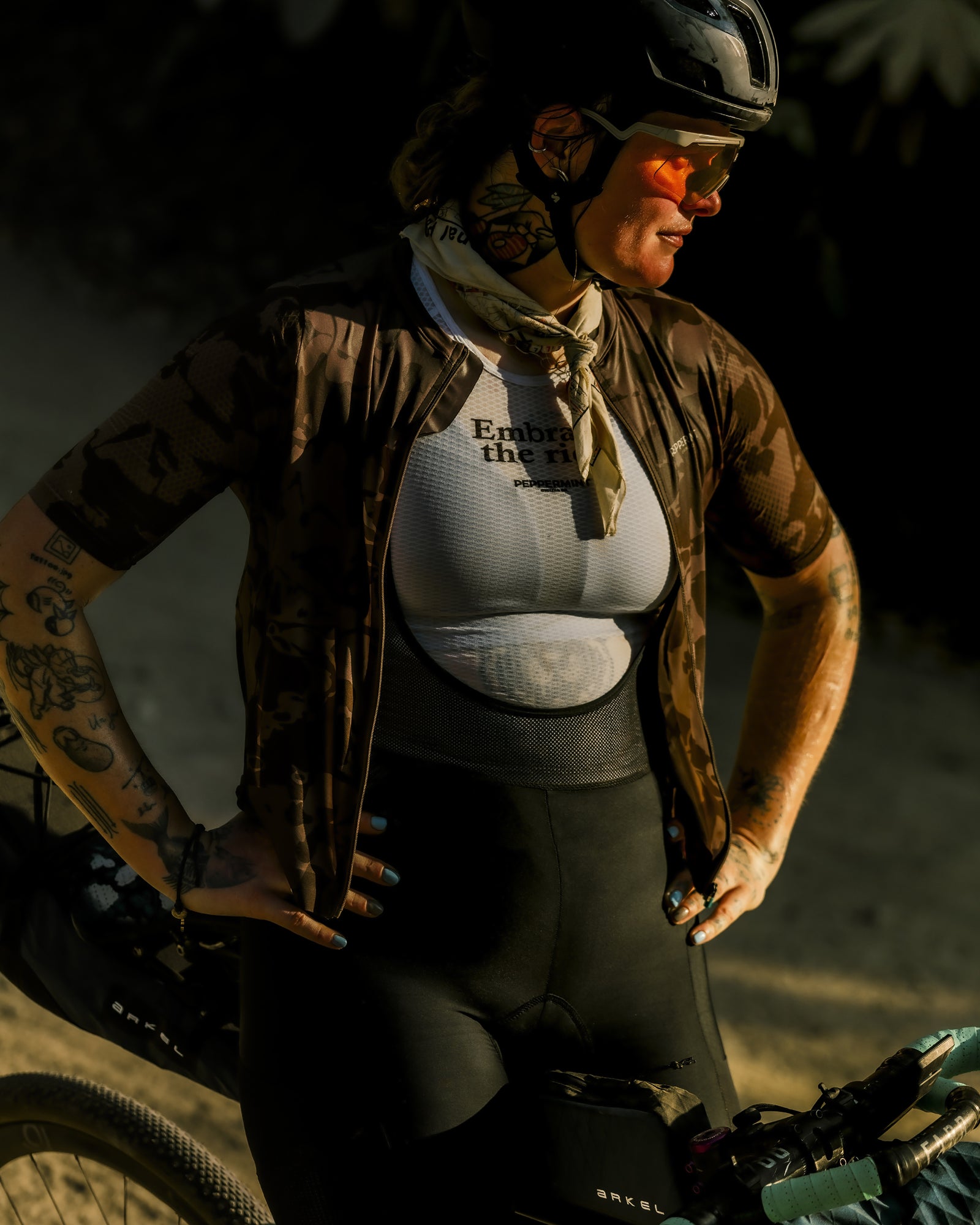 Signature Bib